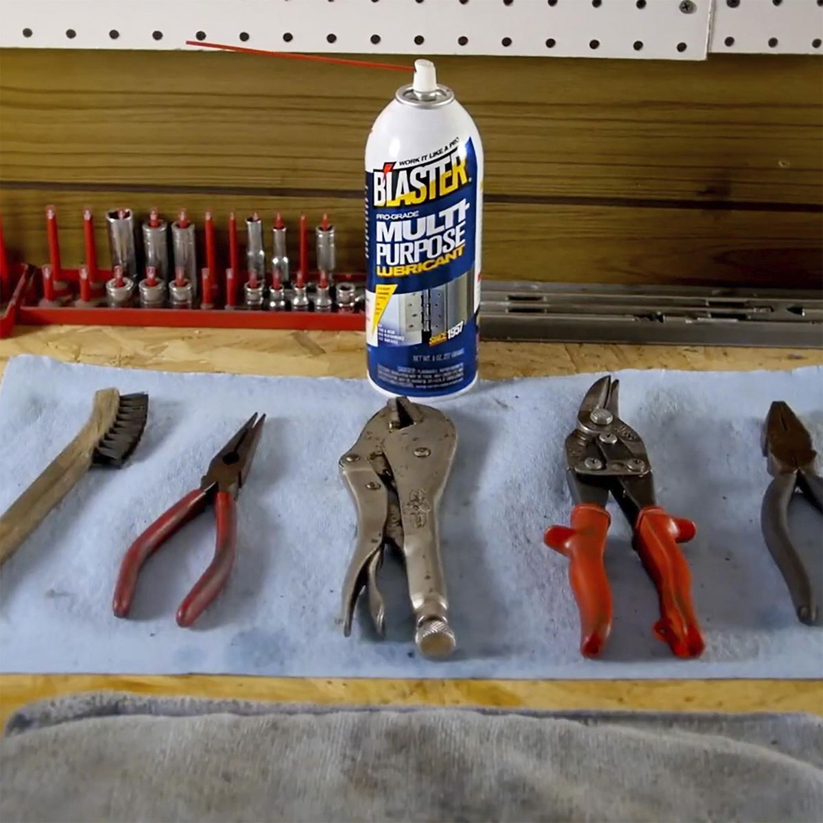 Multi-Purpose Lubricant U61531
