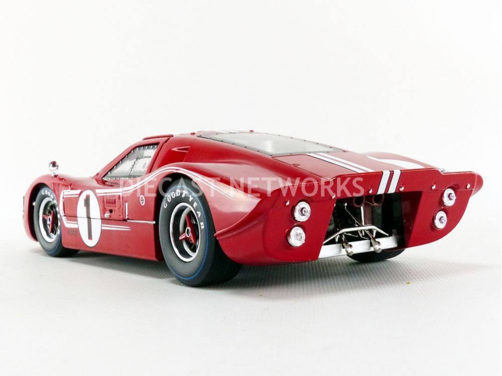 1/18 Diecast Model Car V80186