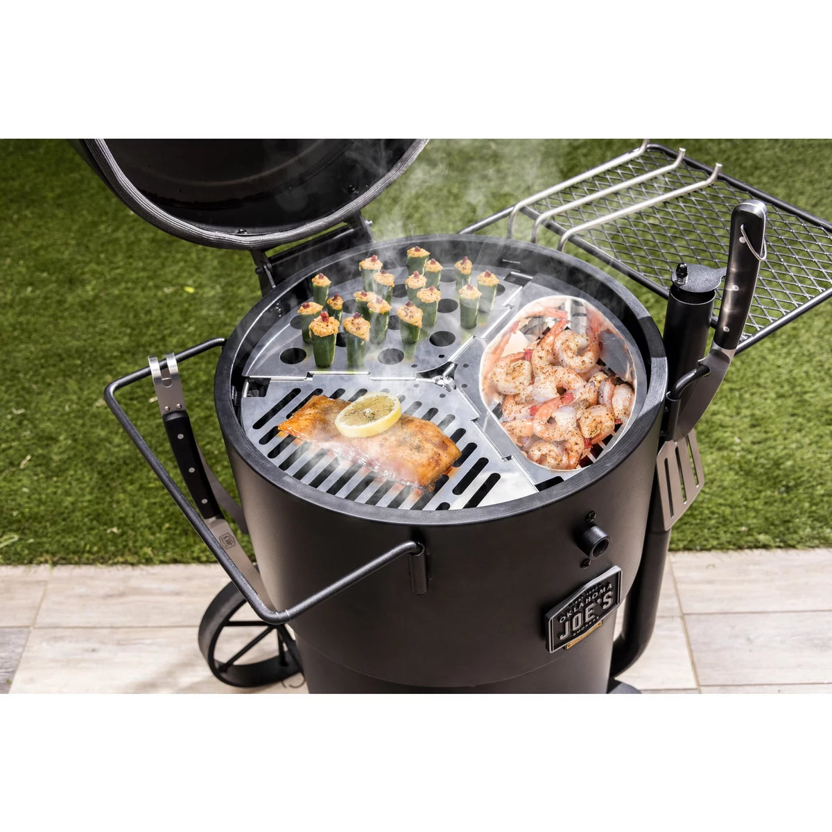 18 in. Triple Grate Drum Smoker L428699