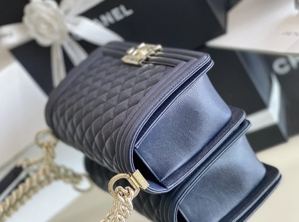 Medium Dark Blue Handbag J271