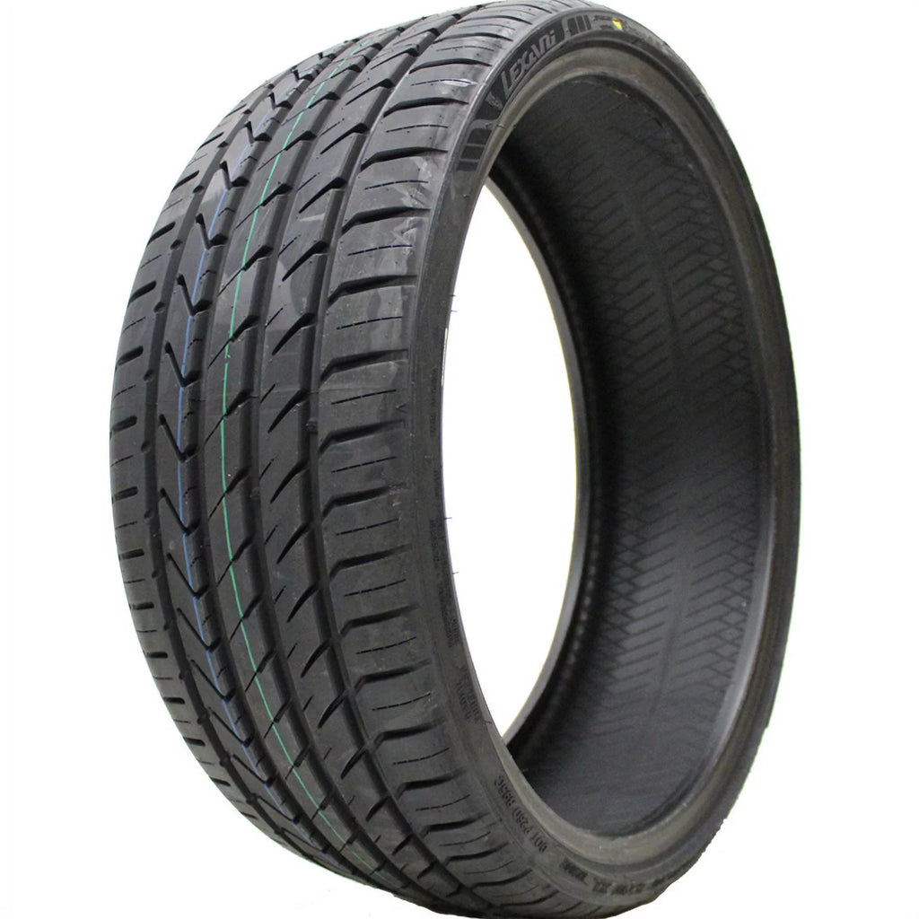 285/40R22 110V XL Passenger Tire G1746