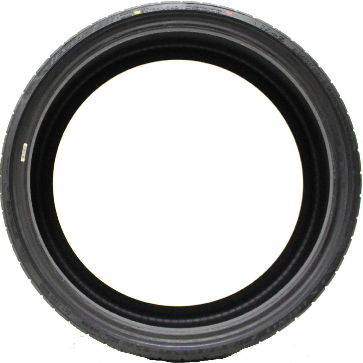 285/40R22 110V XL Passenger Tire G1746