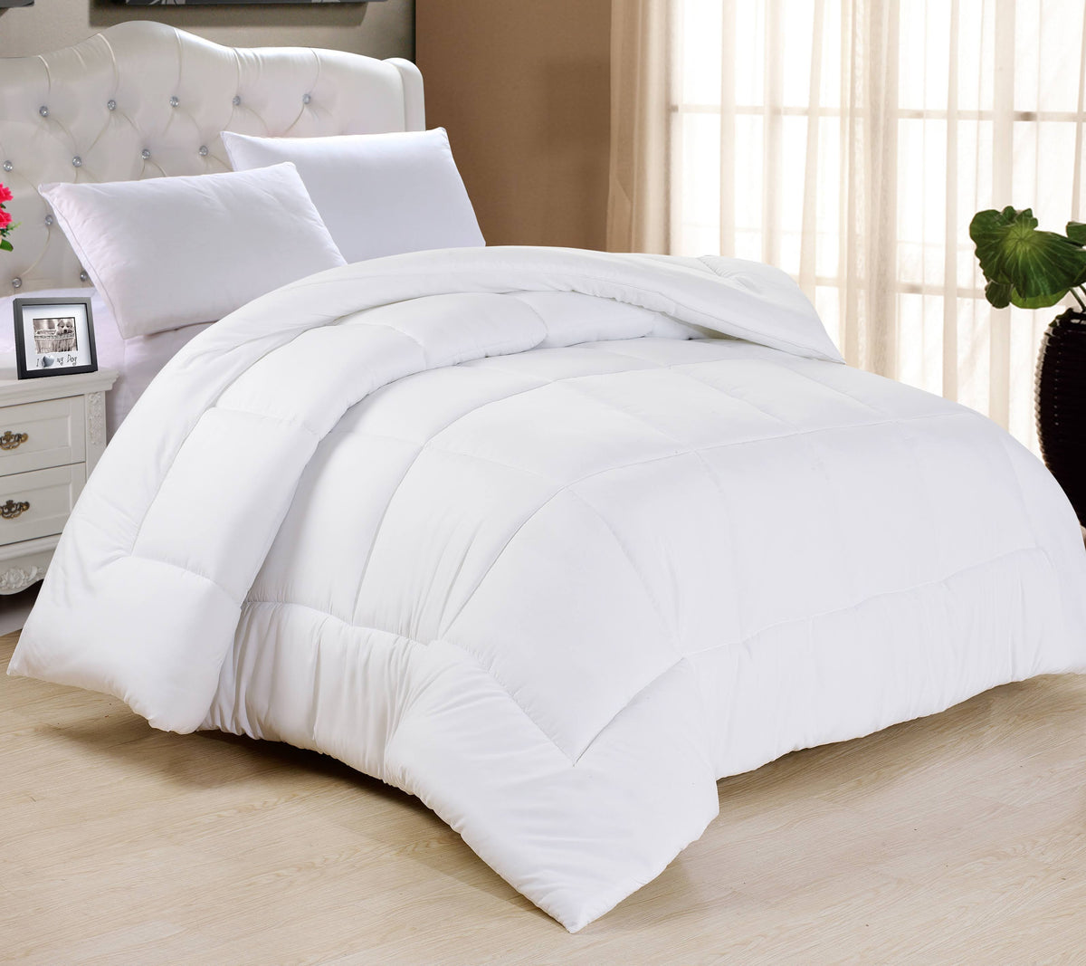 King White Down Alternative Comforter H8347