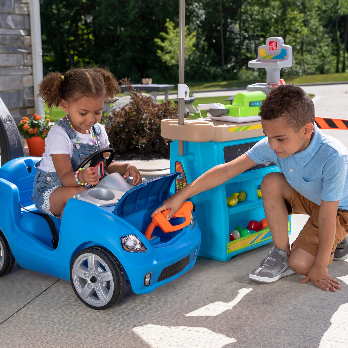 Blue Kids Plastic Playset with Umbrella I1528