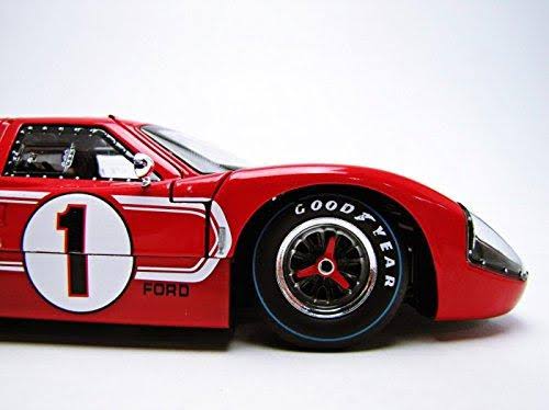 1/18 Diecast Model Car V80186