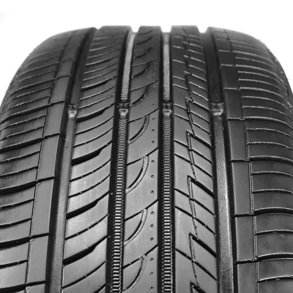 215/60R16 95H All Season Tire E285731