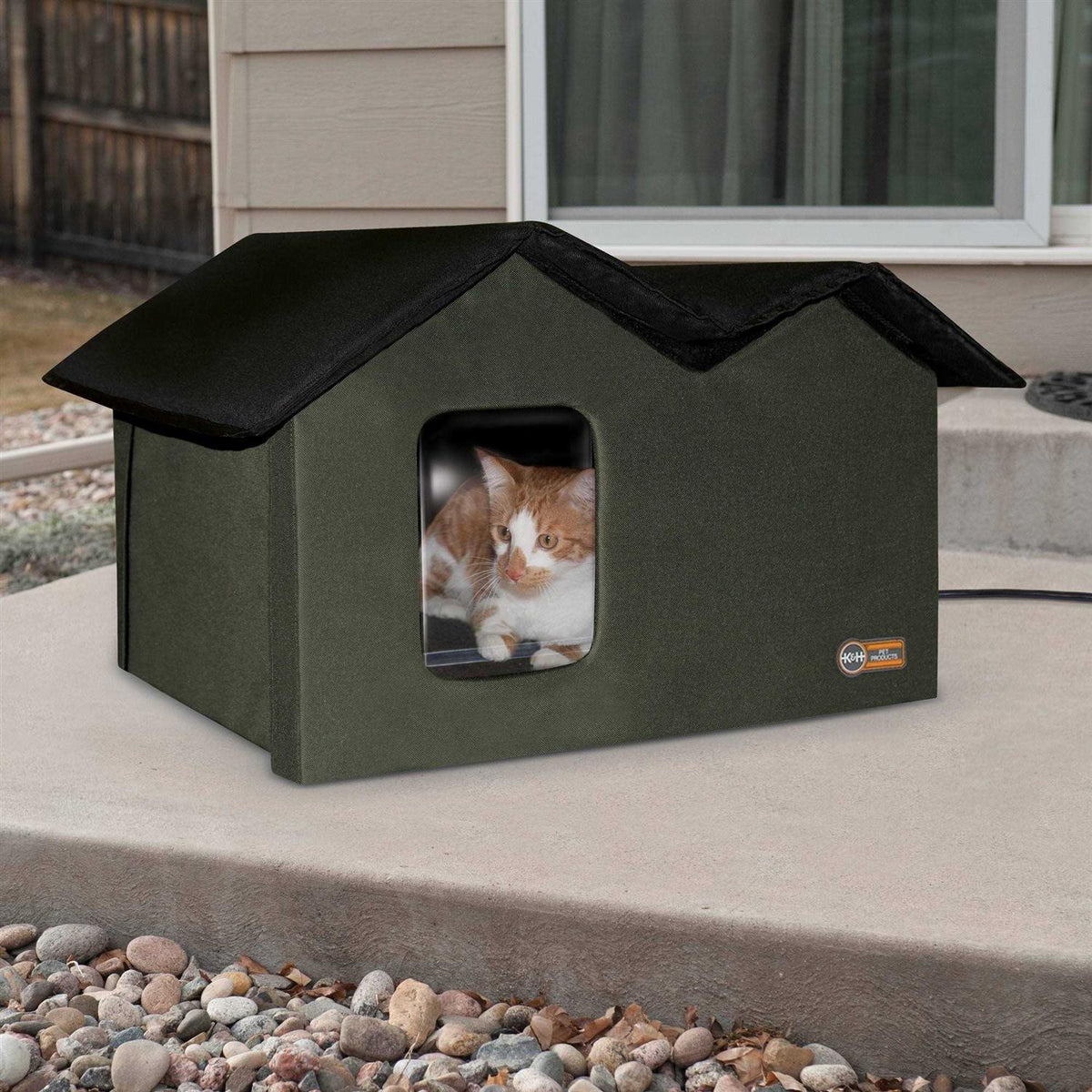 Extra-Wide Outdoor Kitty House Q116