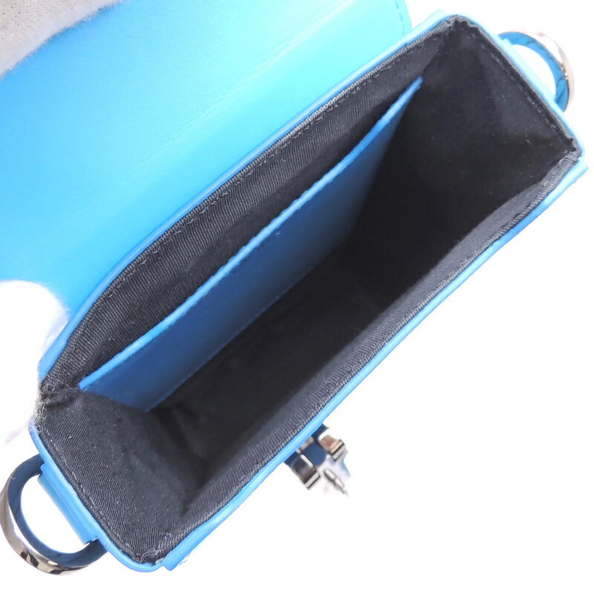 Pre-Owned Blue Leather Shoulder Bag P624691