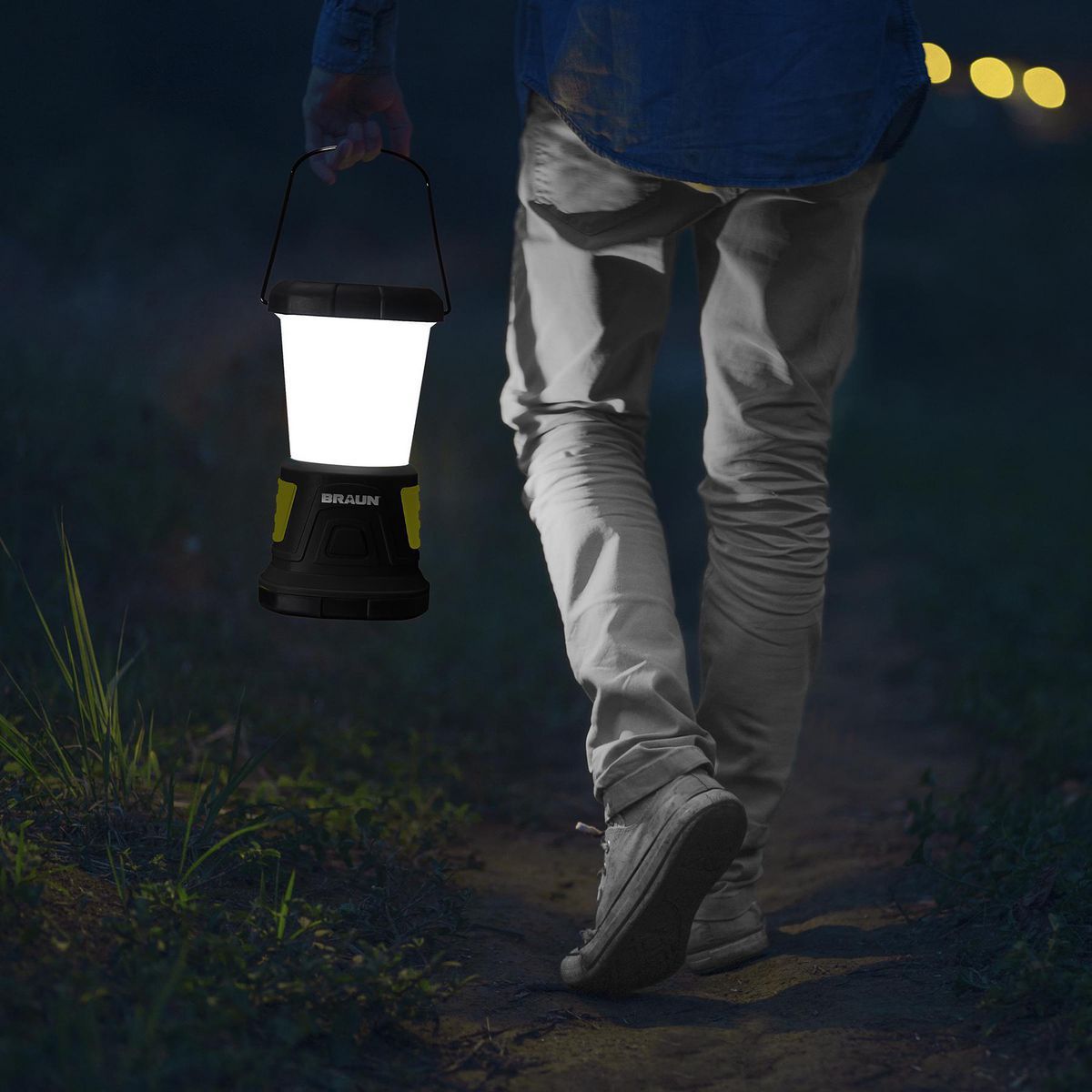 2000 Lumen 4 Mode Portable Lantern I68052