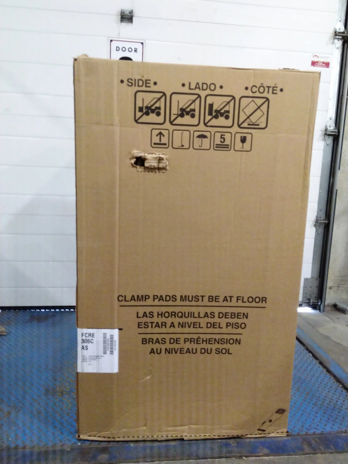 30 IN 5.3 CU FT Electric Freestanding Range J17544