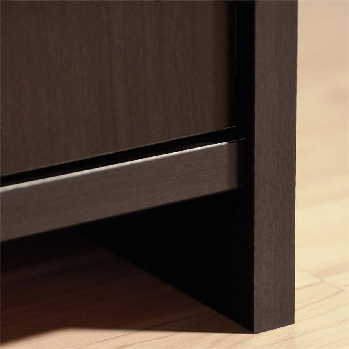 Small Space Writing Desk in Cinnamon Cherry F6018