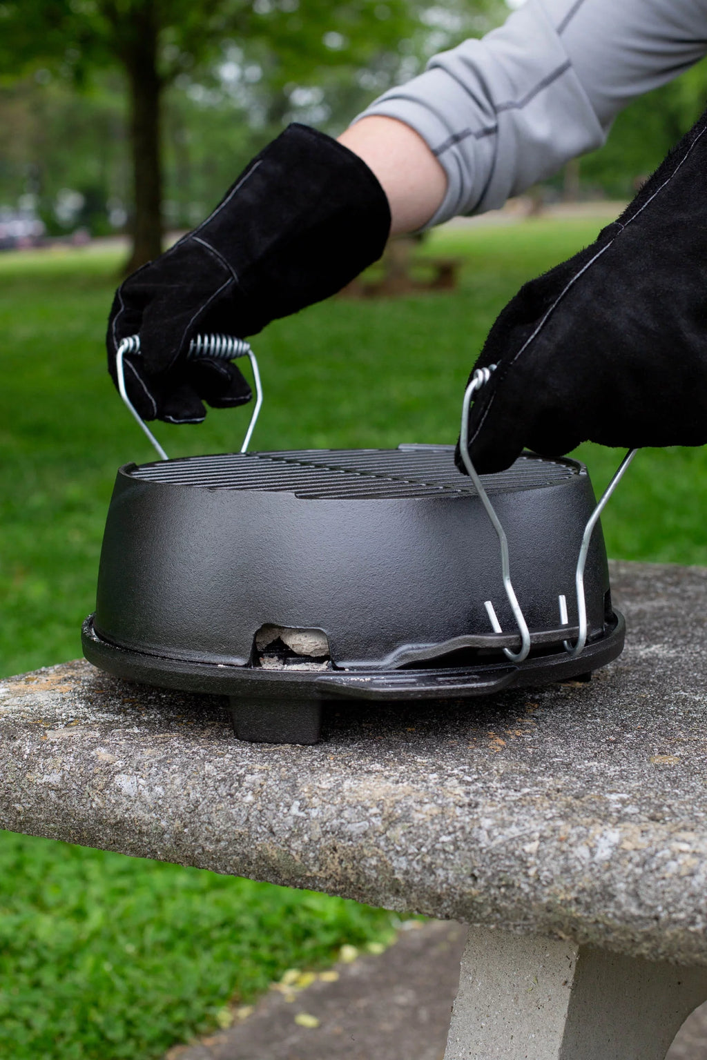 Cast Iron Round Grill D5244