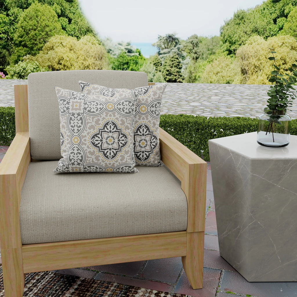 Grey Quatrefoil Square Outdoor Throw Pillow 2 Pack V97225